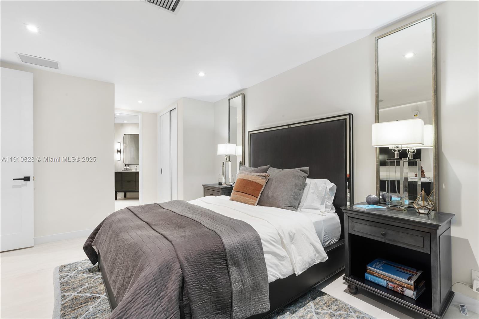 REV PL MIAMI SHORES SEC 8 - Residential