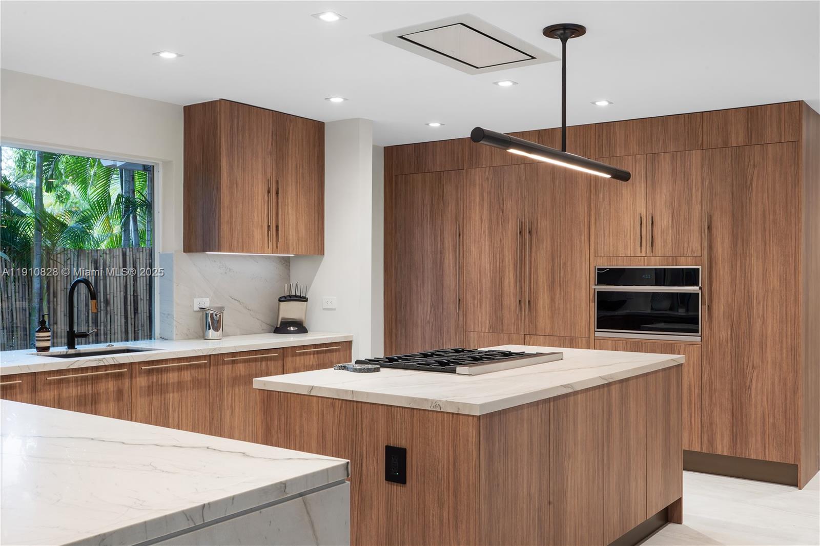 REV PL MIAMI SHORES SEC 8 - Residential