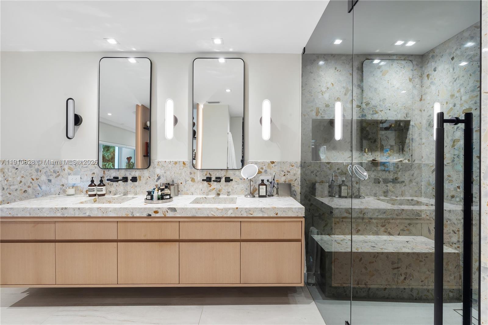 REV PL MIAMI SHORES SEC 8 - Residential