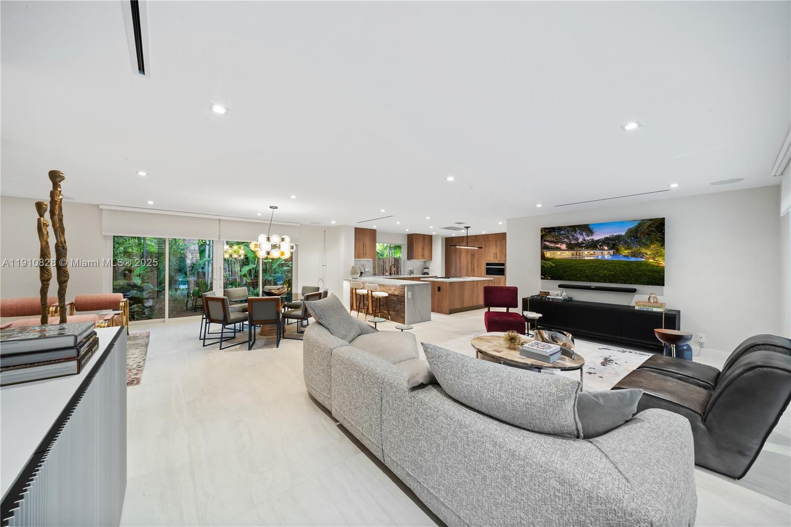 REV PL MIAMI SHORES SEC 8 - Residential