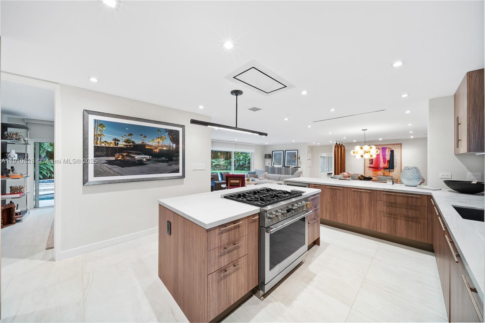 REV PL MIAMI SHORES SEC 8 - Residential