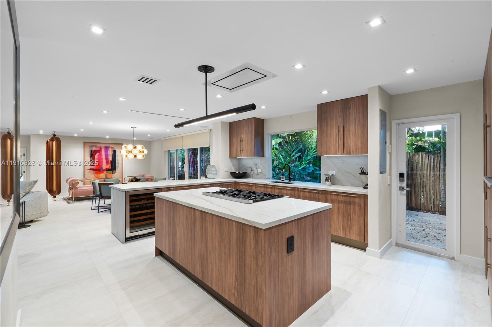 REV PL MIAMI SHORES SEC 8 - Residential