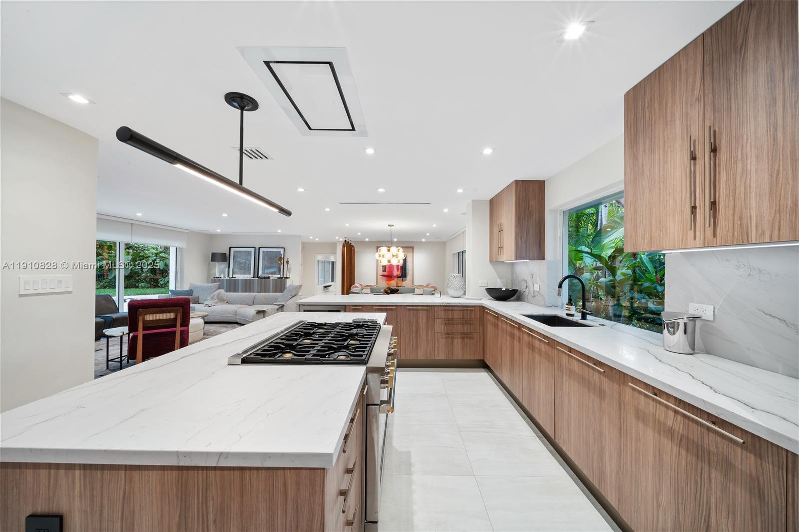 REV PL MIAMI SHORES SEC 8 - Residential