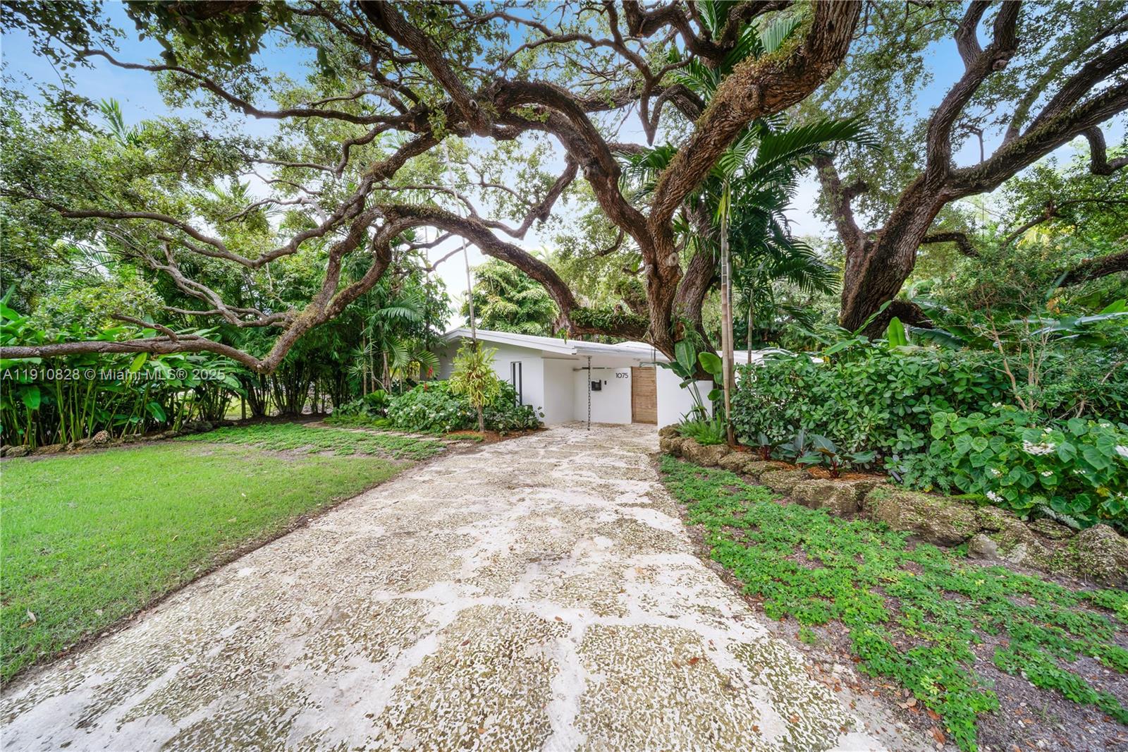 REV PL MIAMI SHORES SEC 8 - Residential