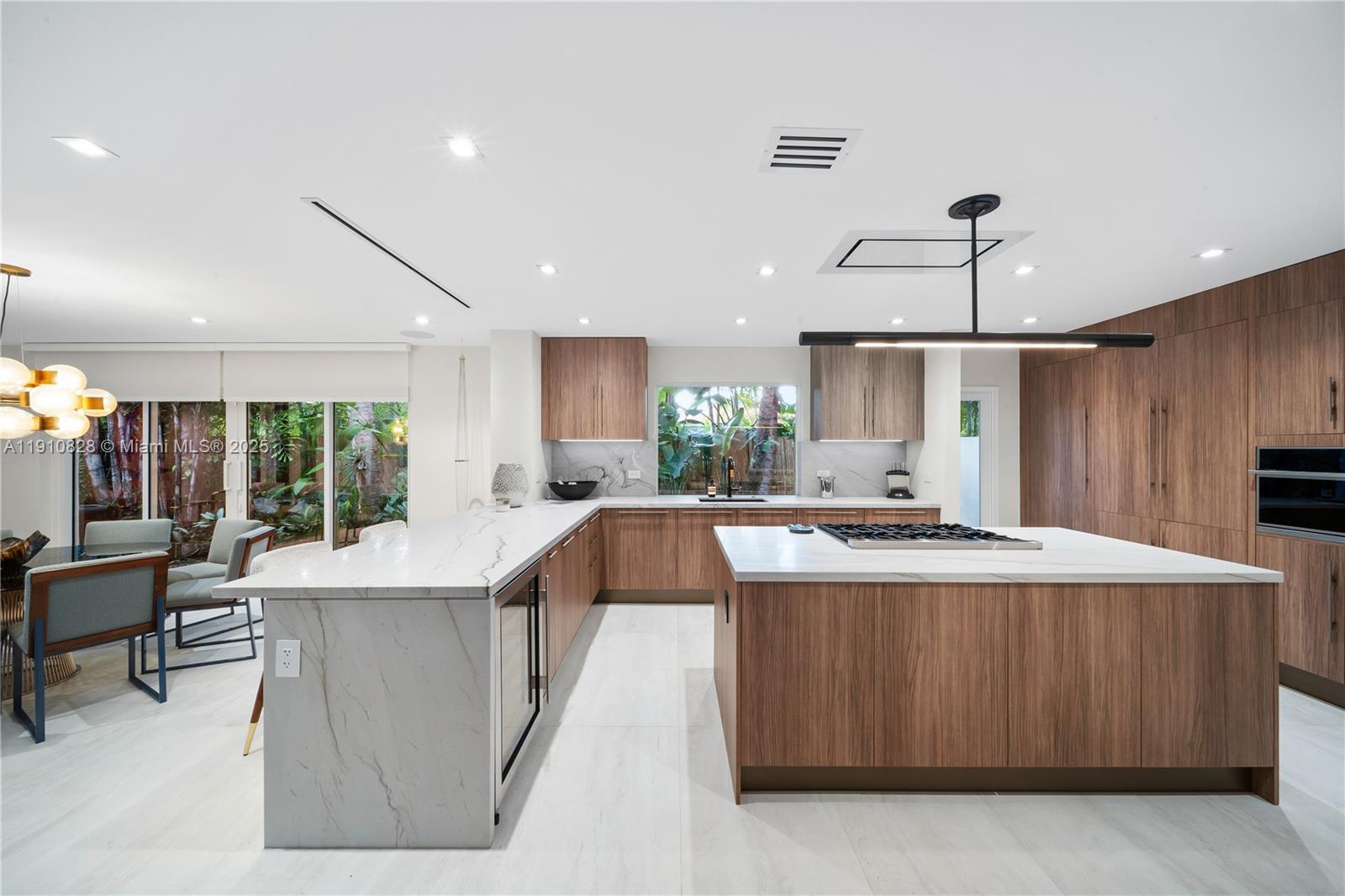 REV PL MIAMI SHORES SEC 8 - Residential