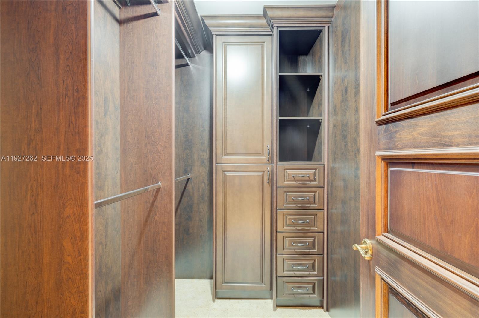 TURNBERRY OCEAN COLONY SO - Residential