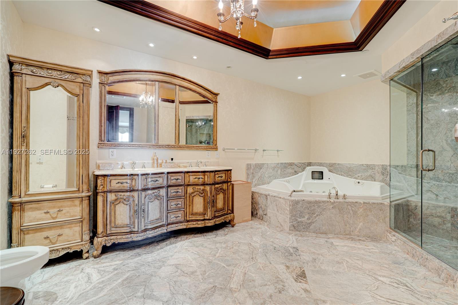 TURNBERRY OCEAN COLONY SO - Residential