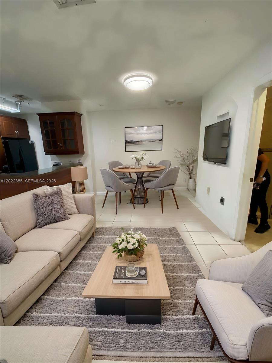 MARQUIS VILLAS I CONDO - Residential
