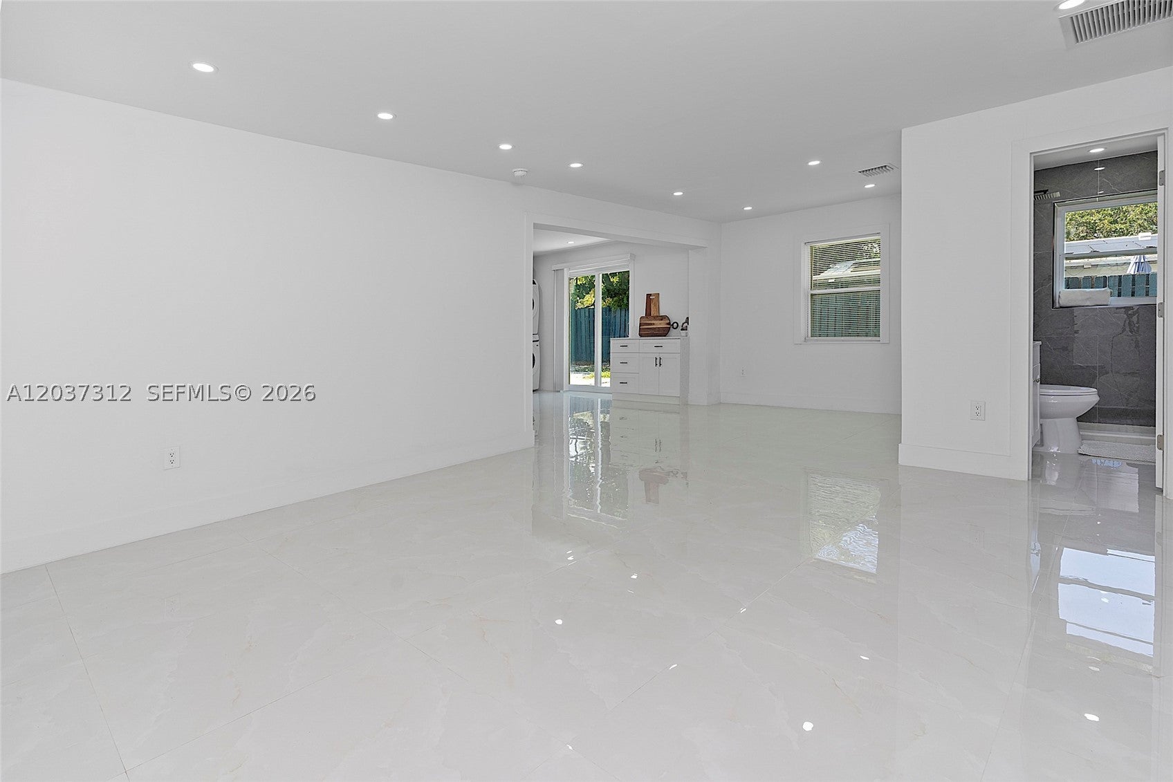1473 NE 30th Ct