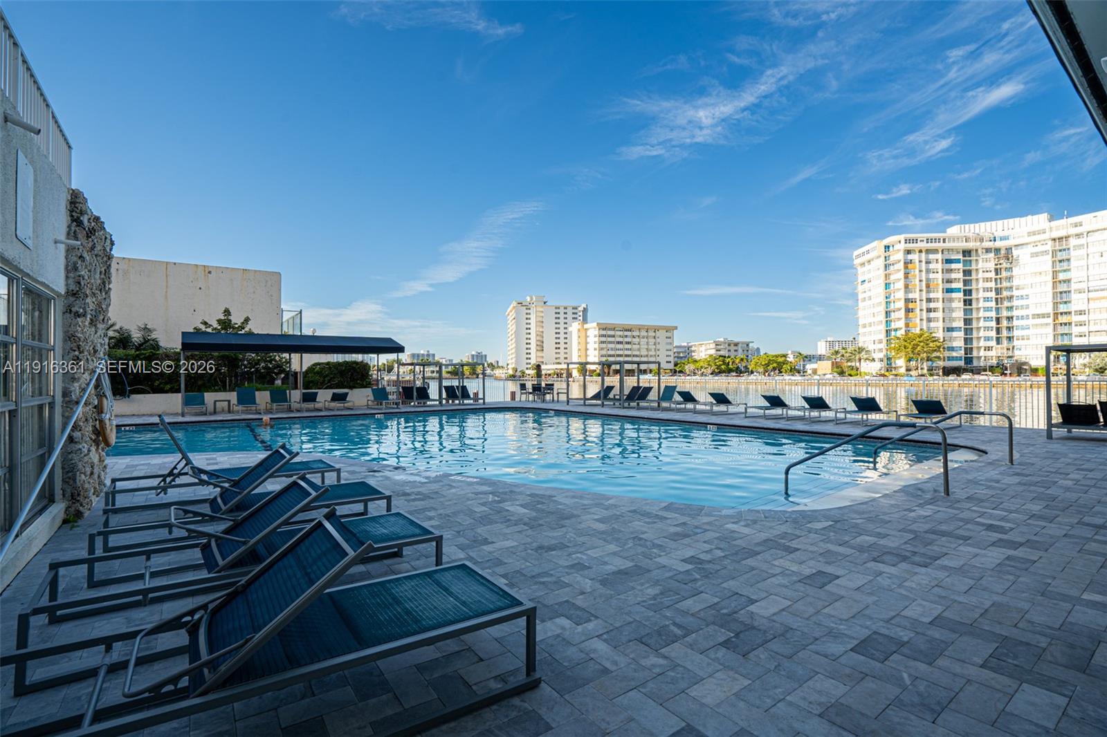 PLAZA TOWERS SOUTH CONDO - Residential