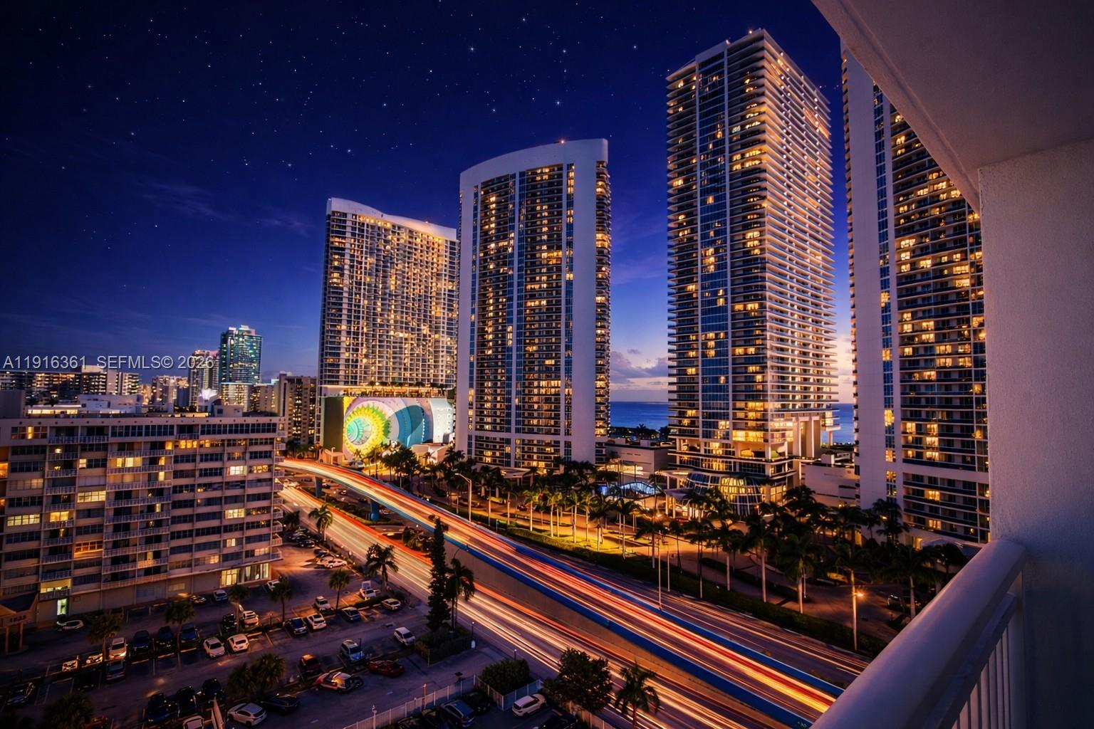 PLAZA TOWERS SOUTH CONDO - Residential