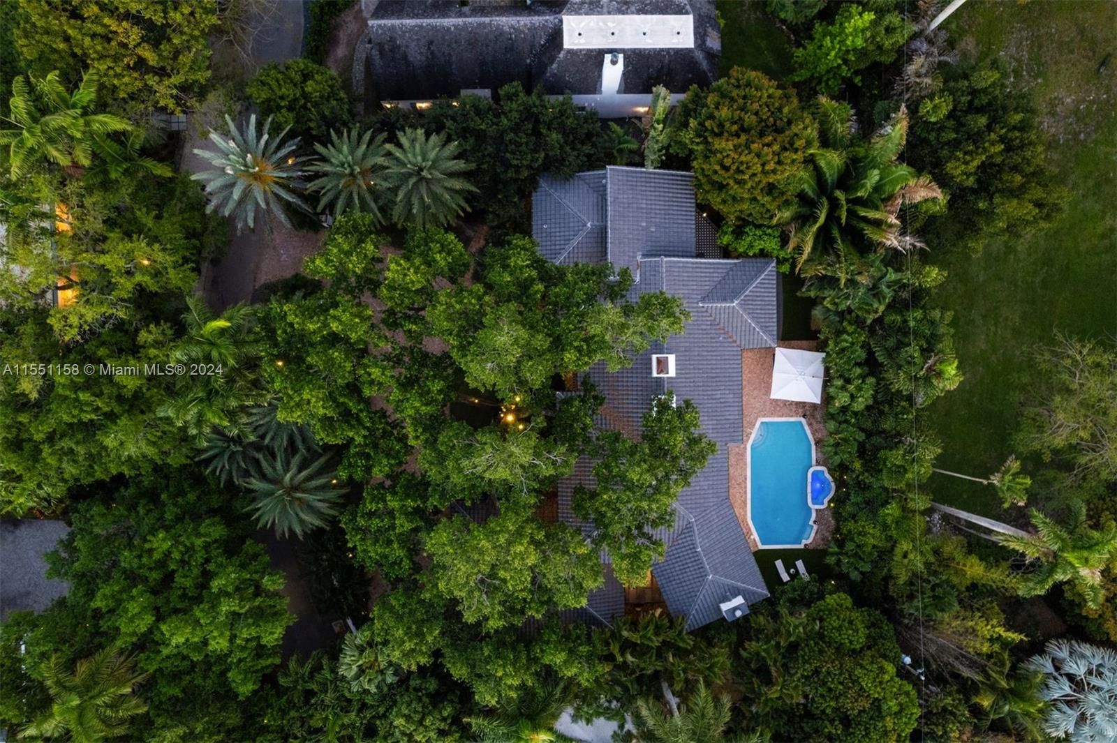 LEAFY WAY - Residential