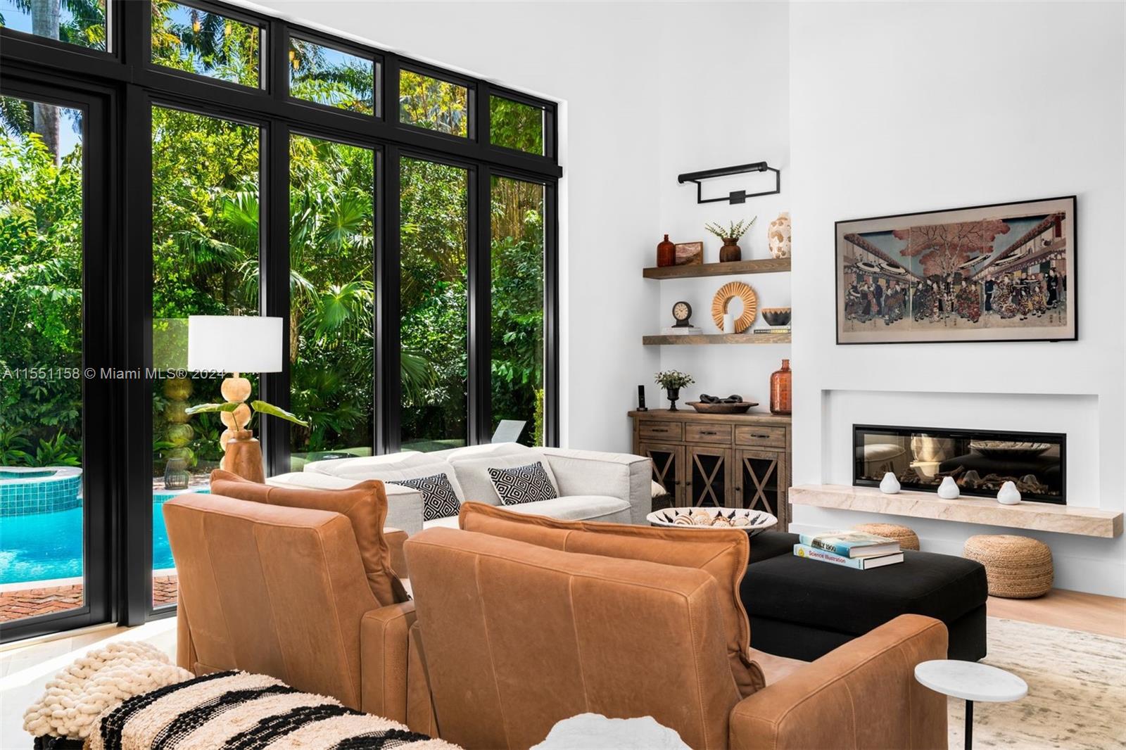 LEAFY WAY - Residential