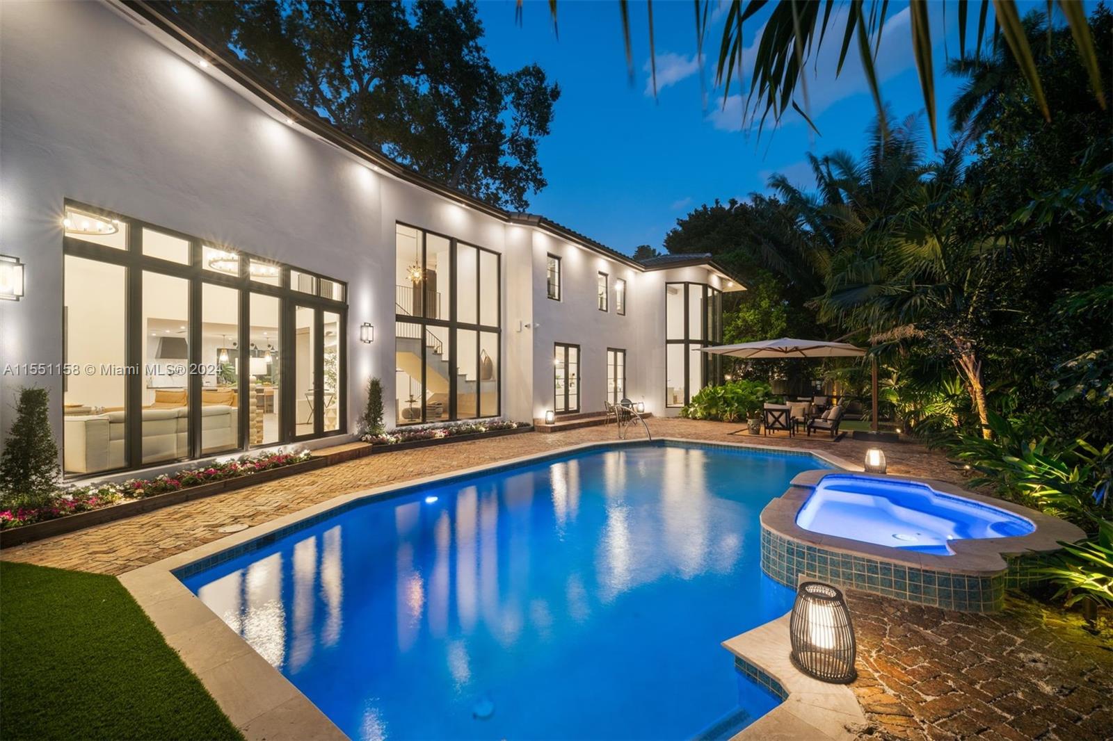 LEAFY WAY - Residential