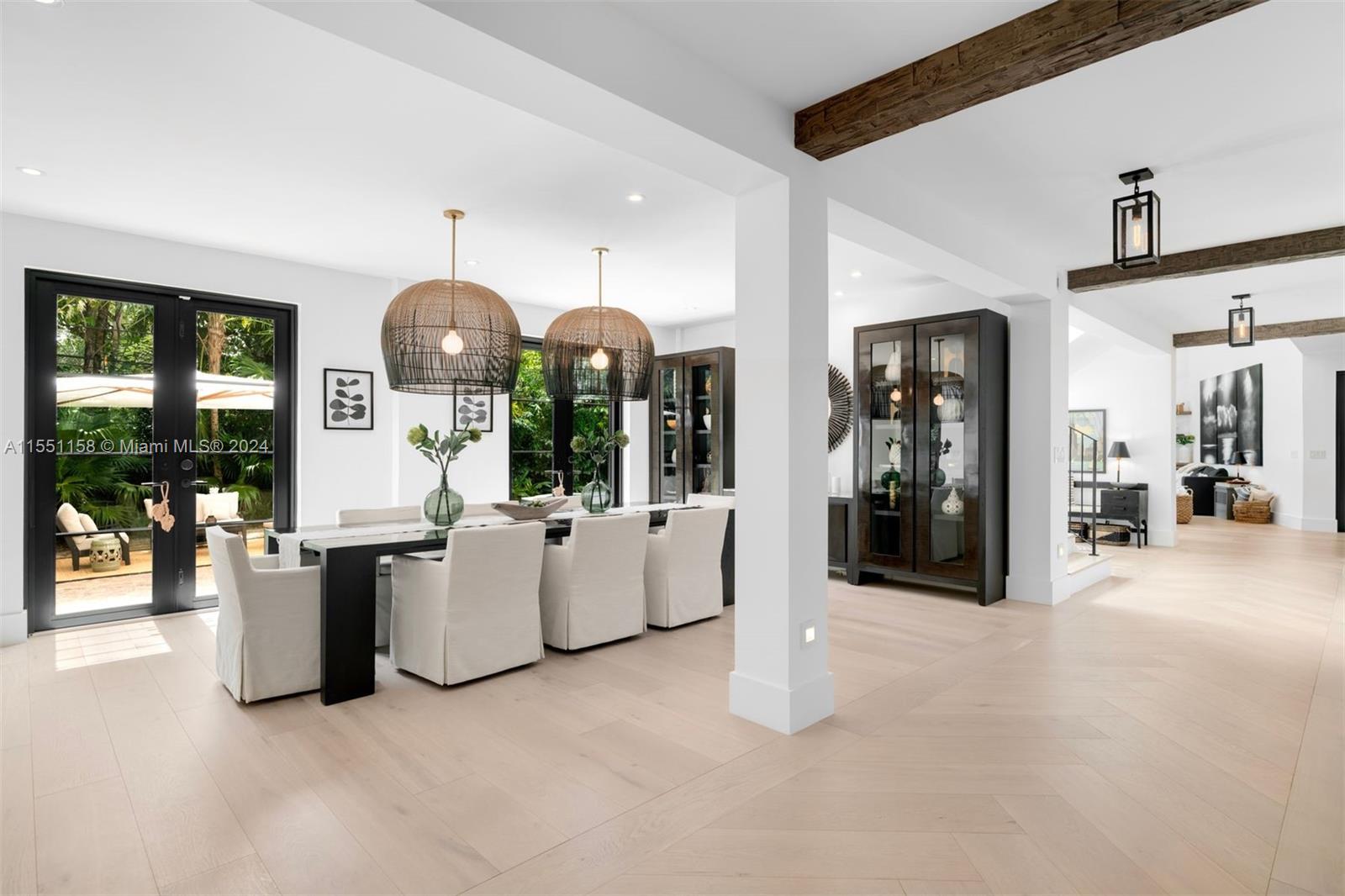 LEAFY WAY - Residential