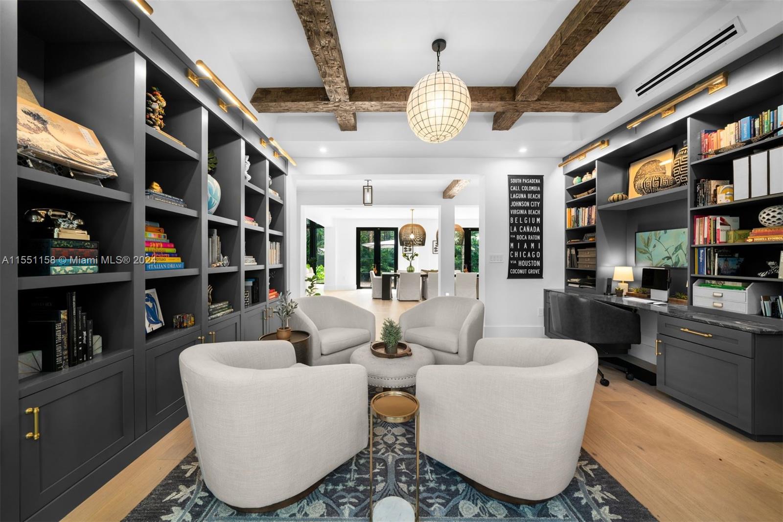 LEAFY WAY - Residential