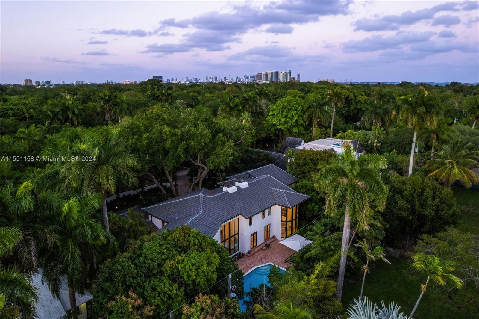 LEAFY WAY - Residential