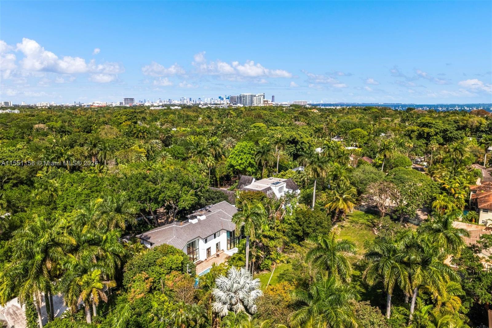 LEAFY WAY - Residential