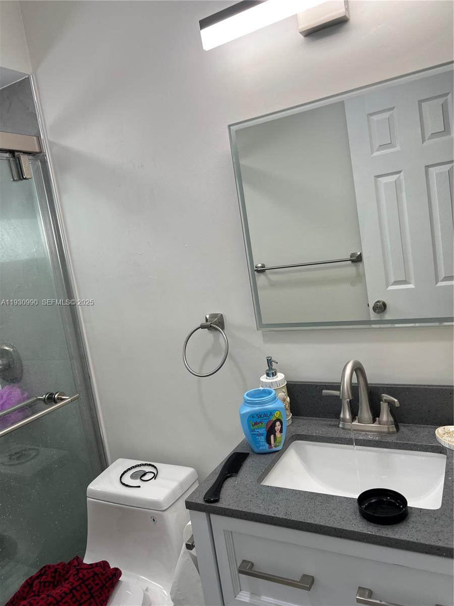 FORT MYERS SHORE - Residential