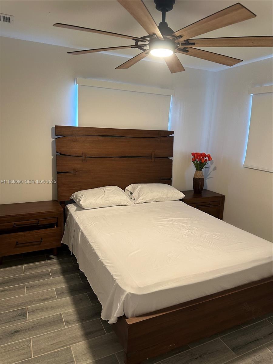 FORT MYERS SHORE - Residential