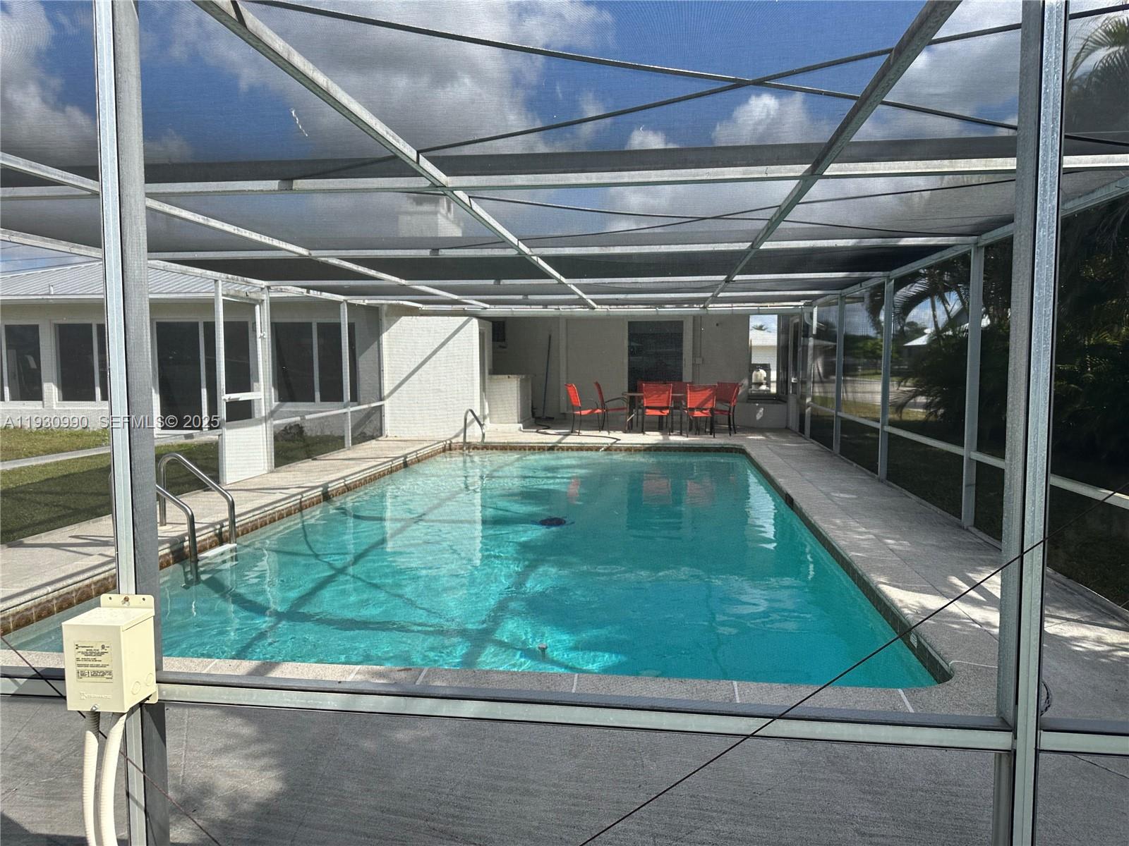 FORT MYERS SHORE - Residential