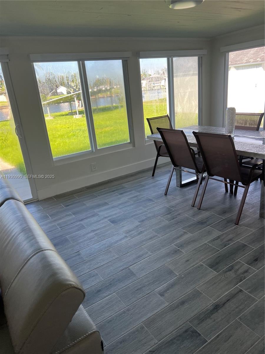 FORT MYERS SHORE - Residential