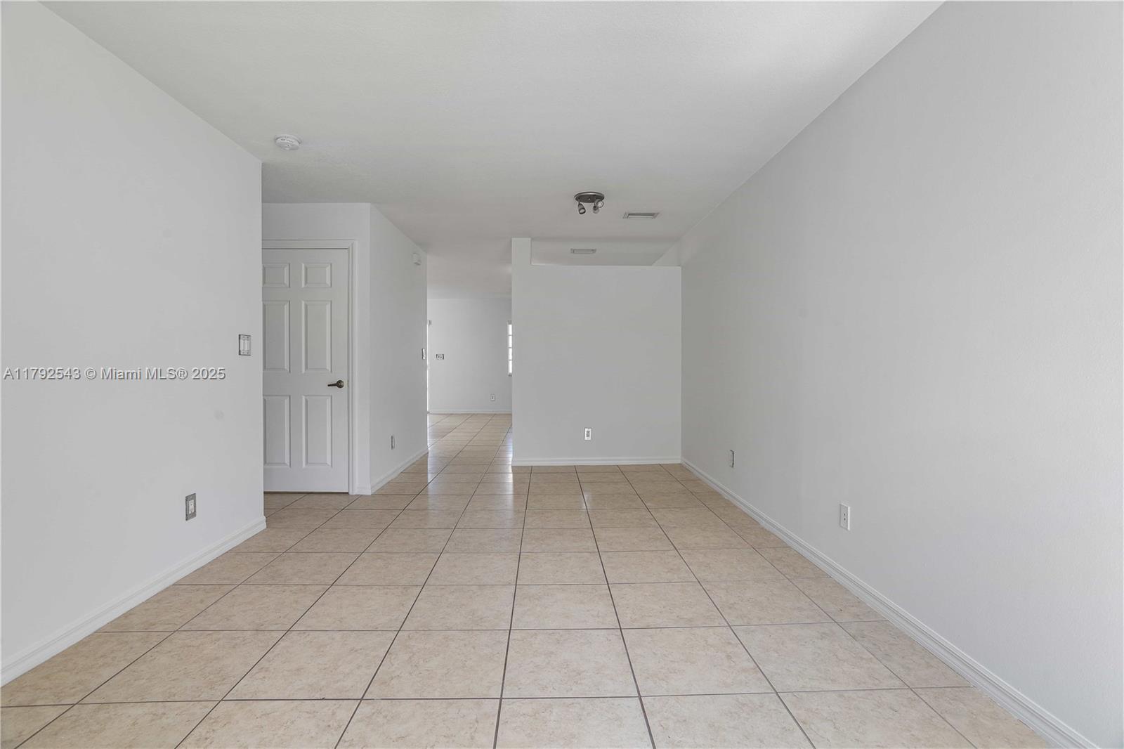 330 SW 2nd Ave 3