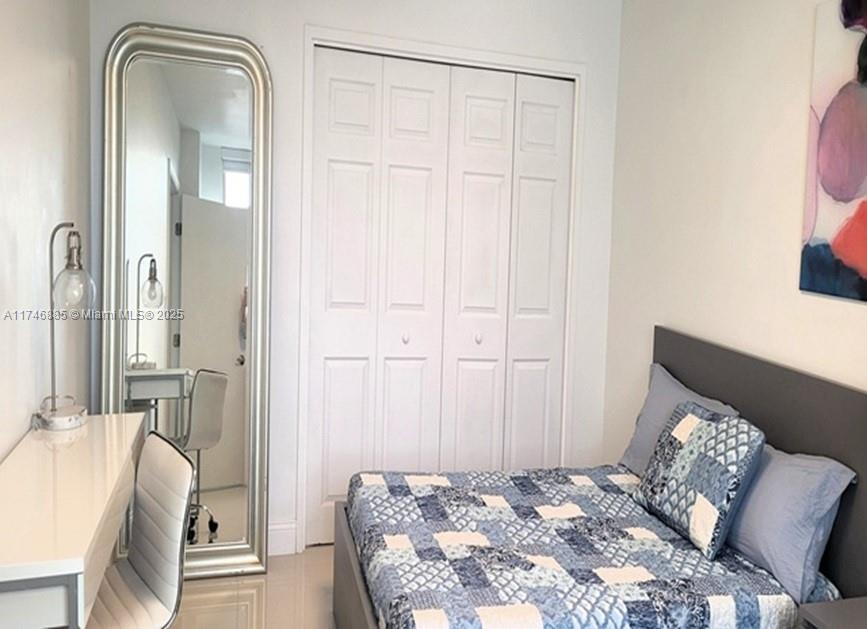 SEA AIR TOWERS CONDO - Residential Lease