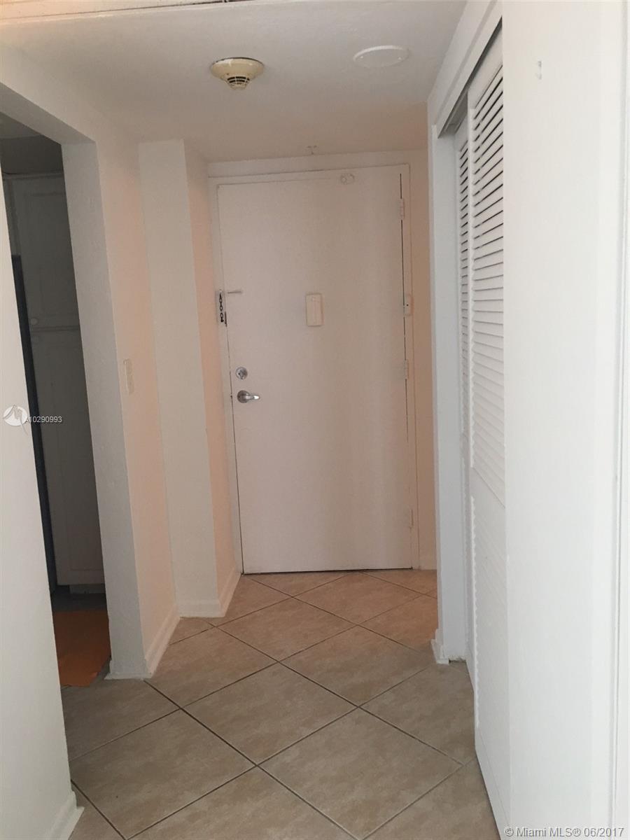 OCEANVIEW BUILDING B COND - Residential Lease