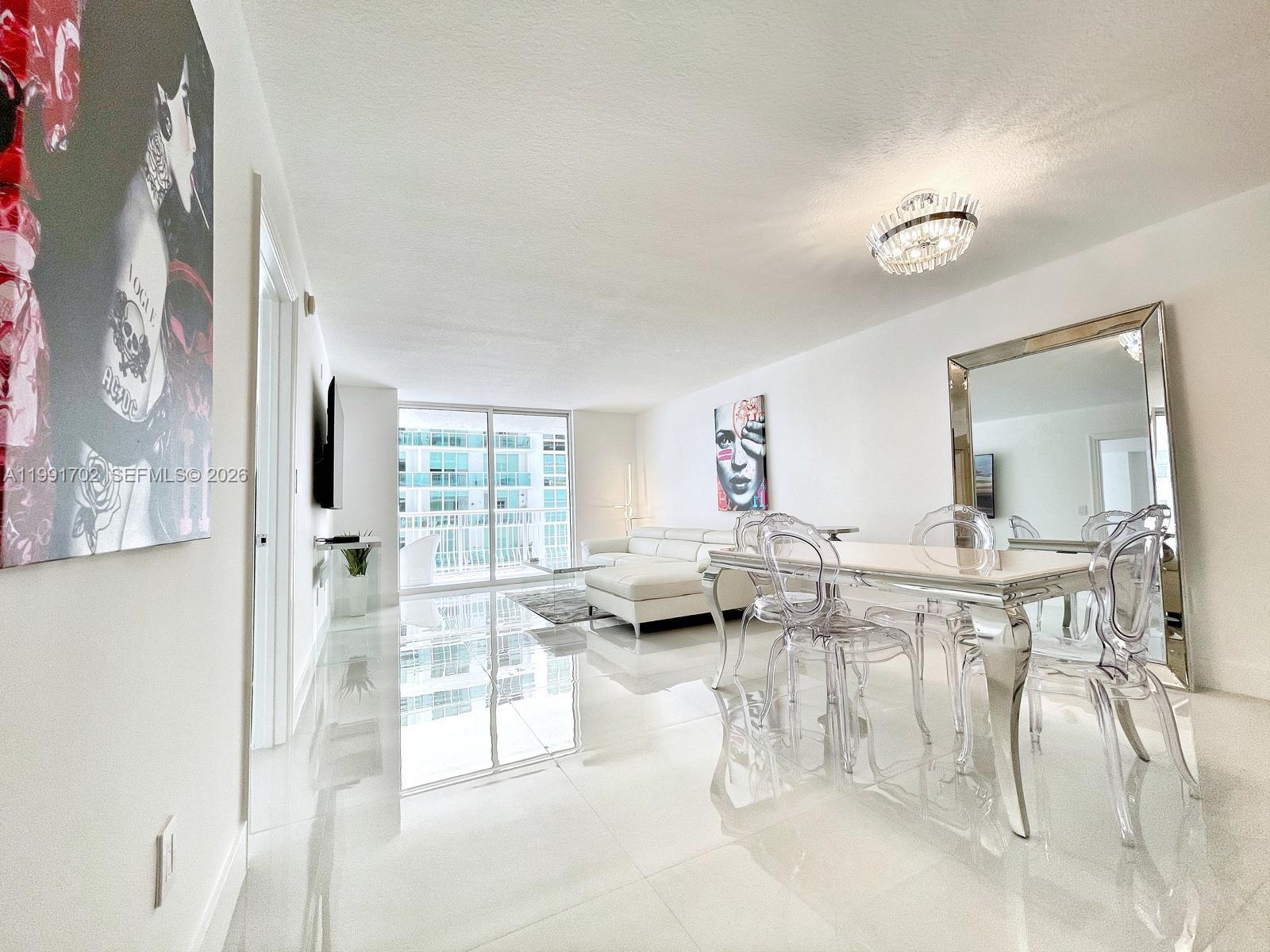 THE CLUB AT BRICKELL BAY - Residential