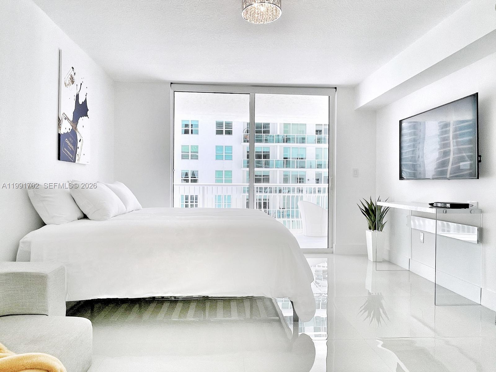 THE CLUB AT BRICKELL BAY - Residential