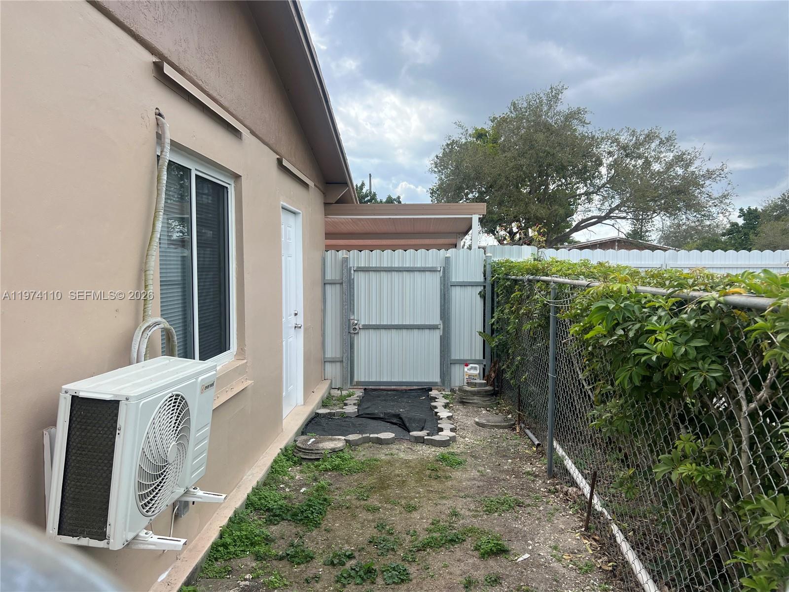 CUTLER RIDGE SEC 7 - Residential Lease