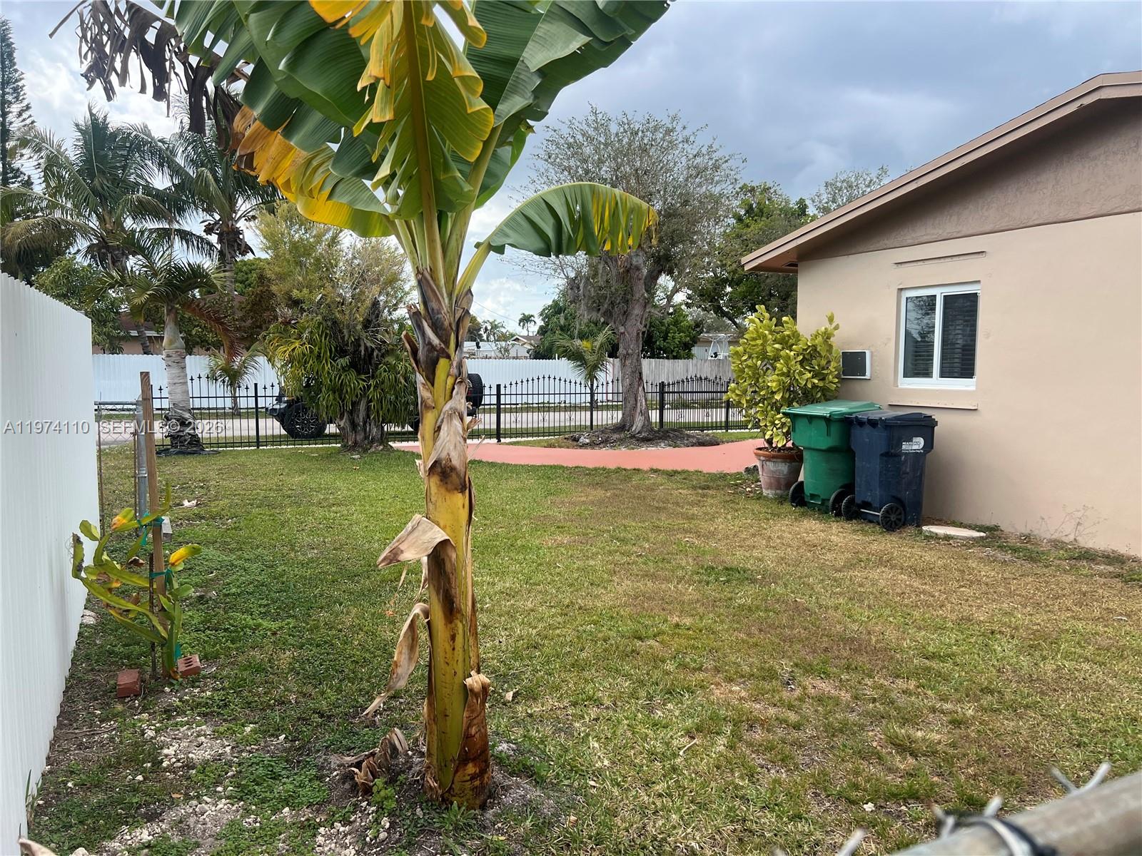 CUTLER RIDGE SEC 7 - Residential Lease