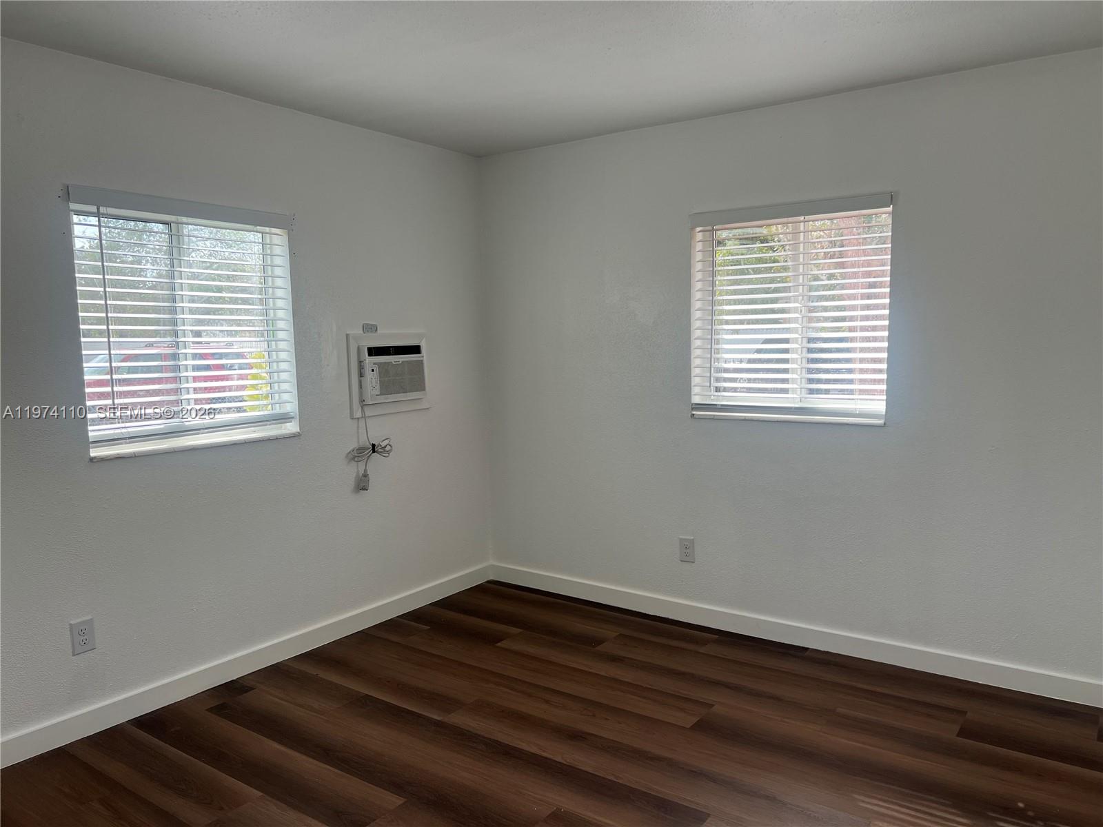 CUTLER RIDGE SEC 7 - Residential Lease