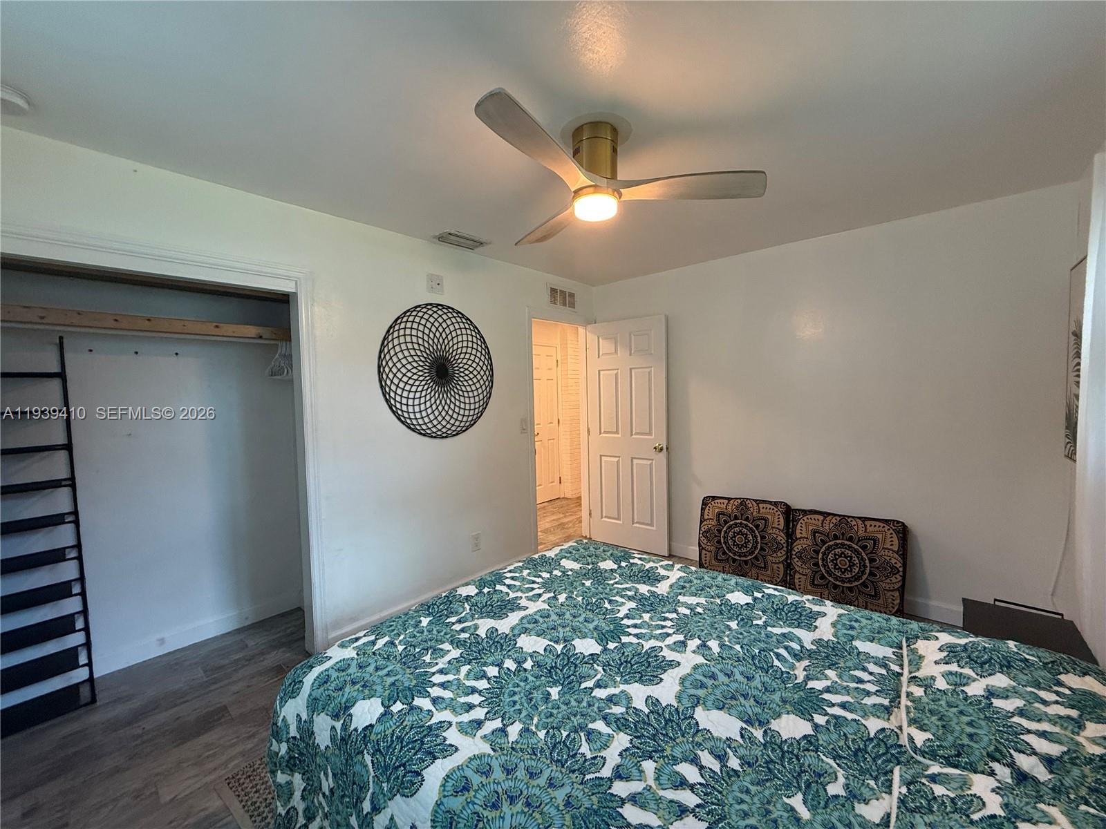 SEABOARD PARK - Residential