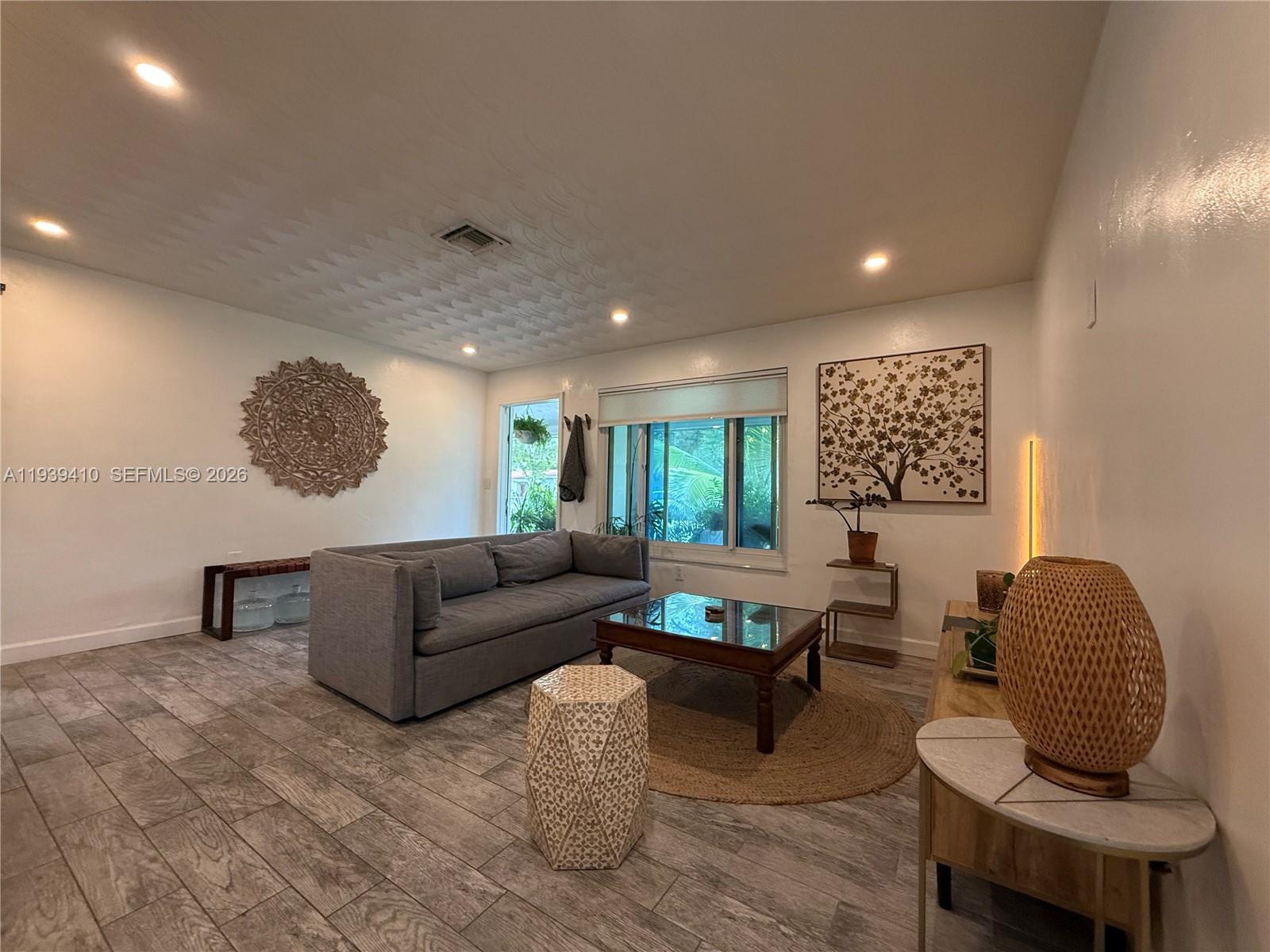 SEABOARD PARK - Residential