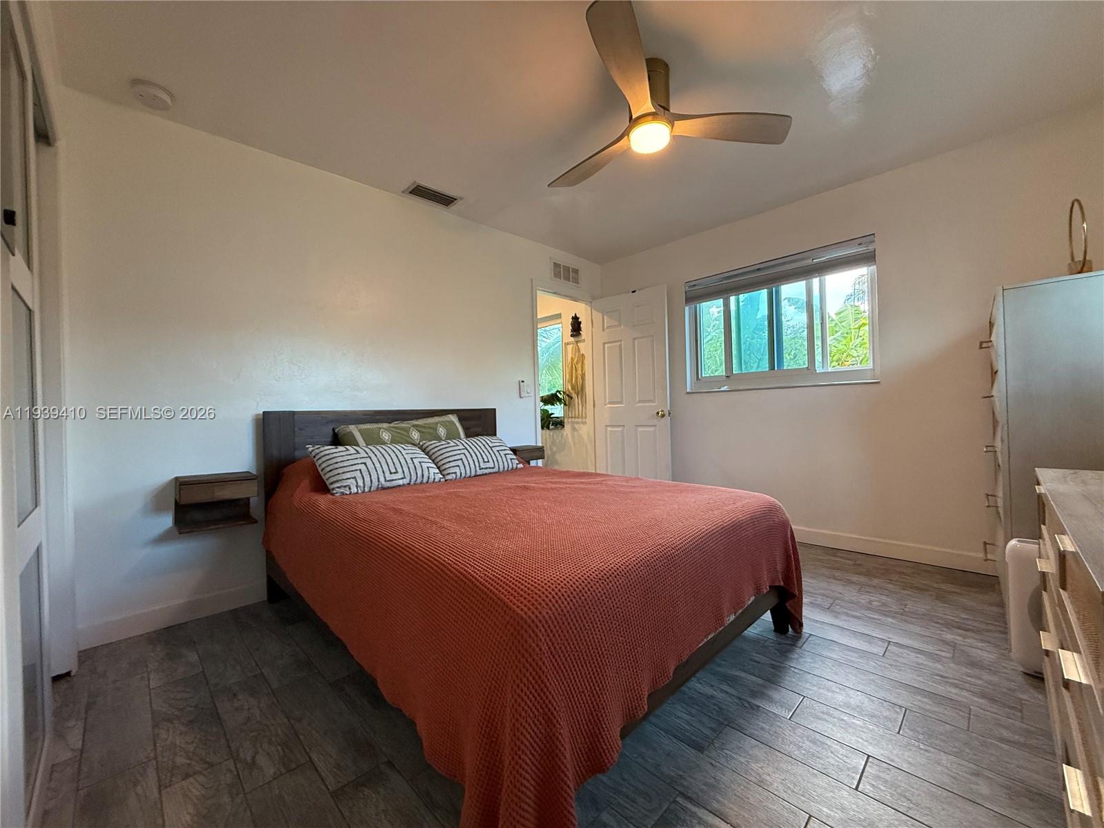 SEABOARD PARK - Residential