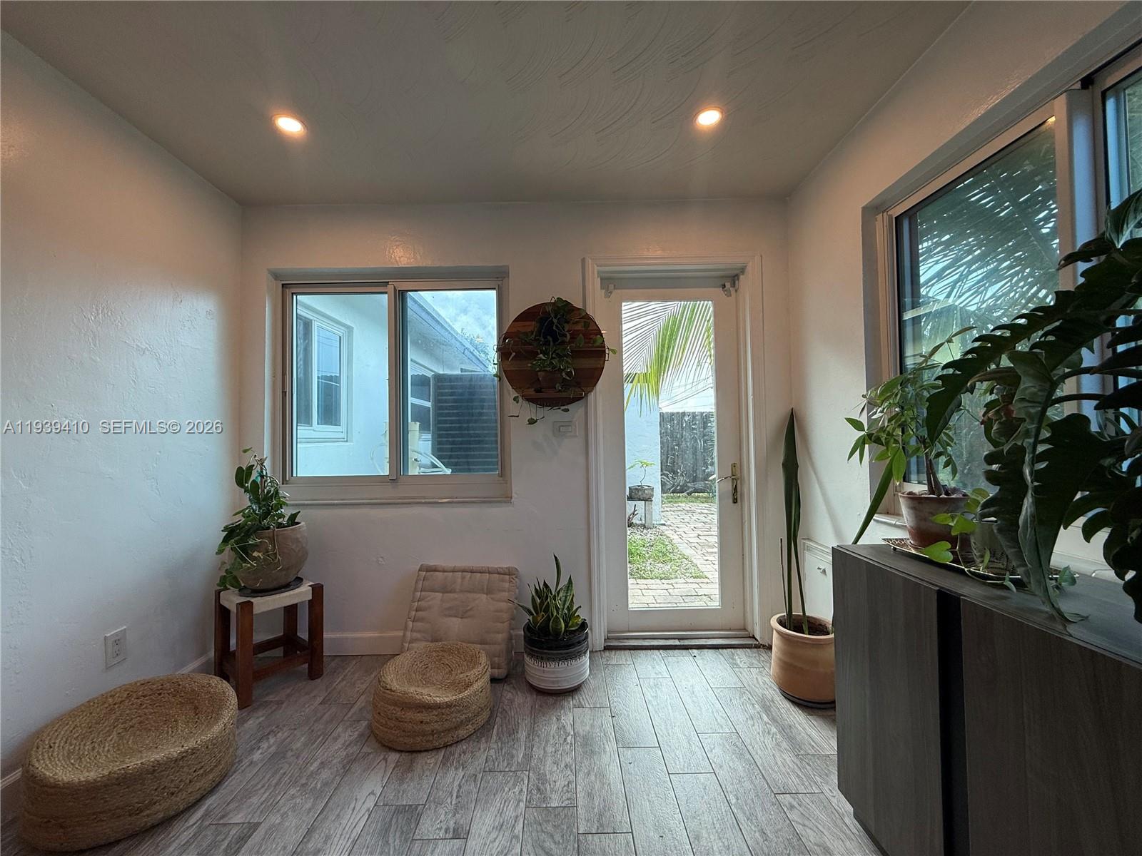 SEABOARD PARK - Residential