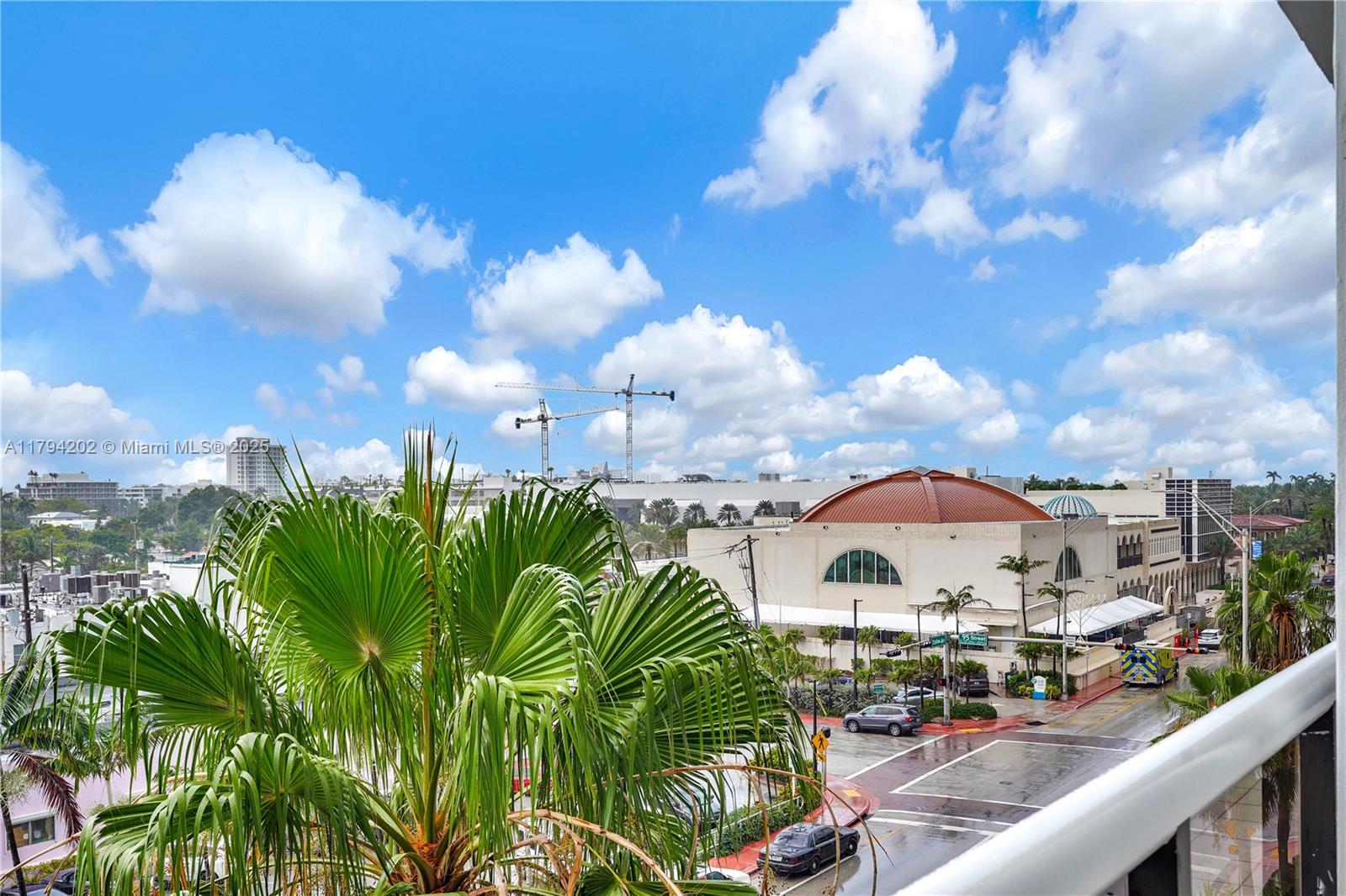 Property for Sale at 9455 Collins Ave 603, Surfside, Miami-Dade County, Florida - Bedrooms: 2 
Bathrooms: 2  - $1,050,000