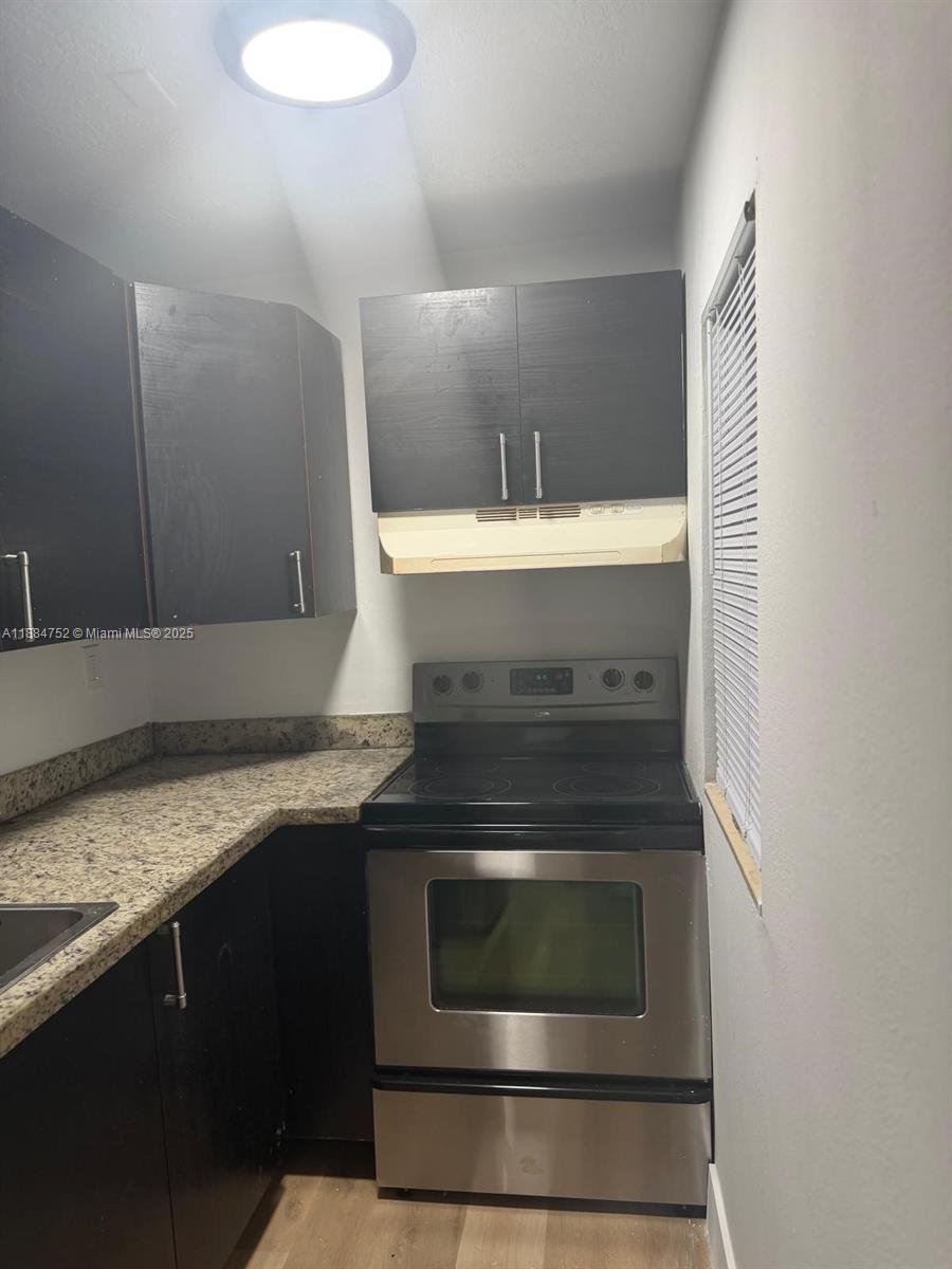 N MIAMI ESTATES - Residential Income