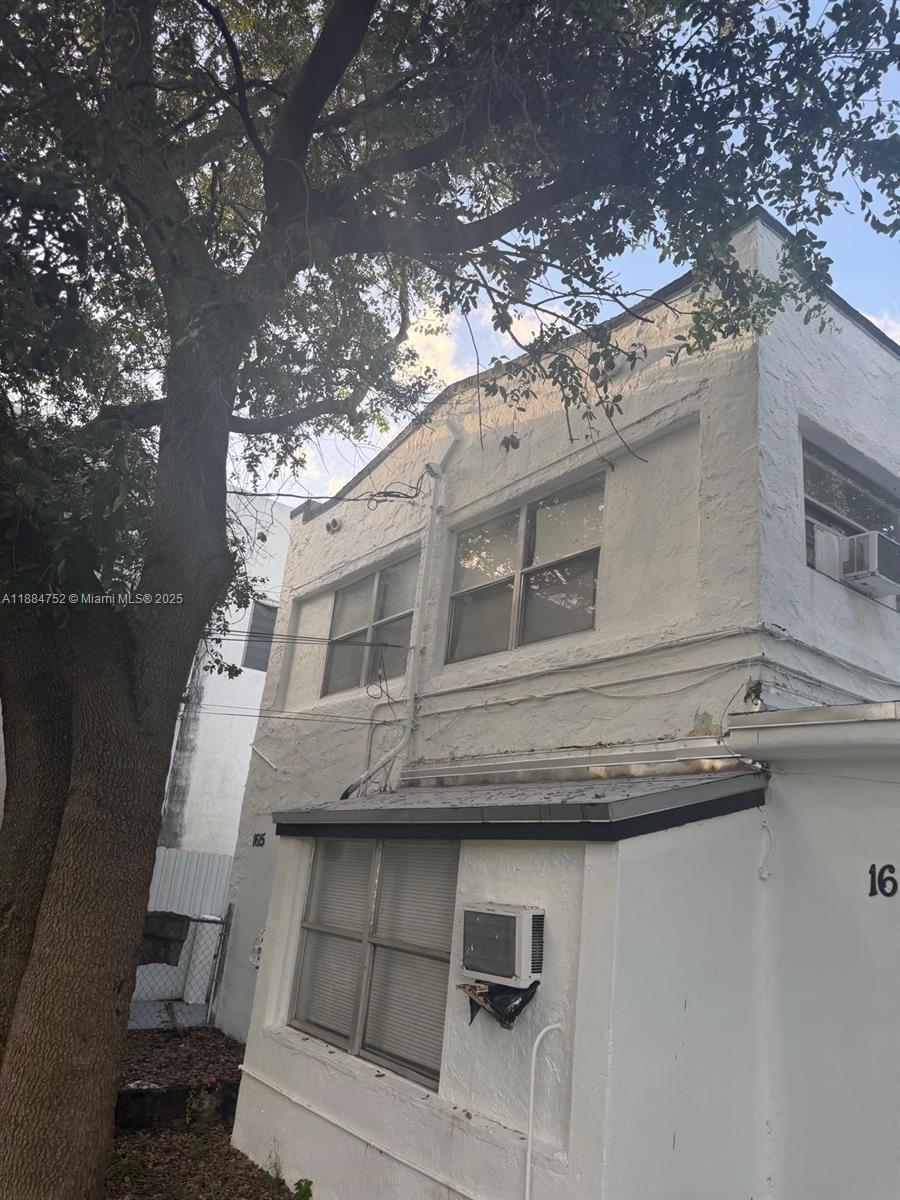 N MIAMI ESTATES - Residential Income