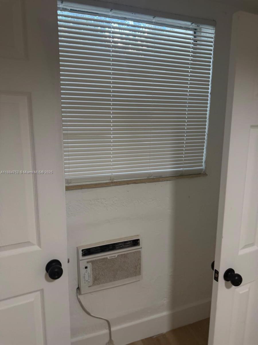 N MIAMI ESTATES - Residential Income