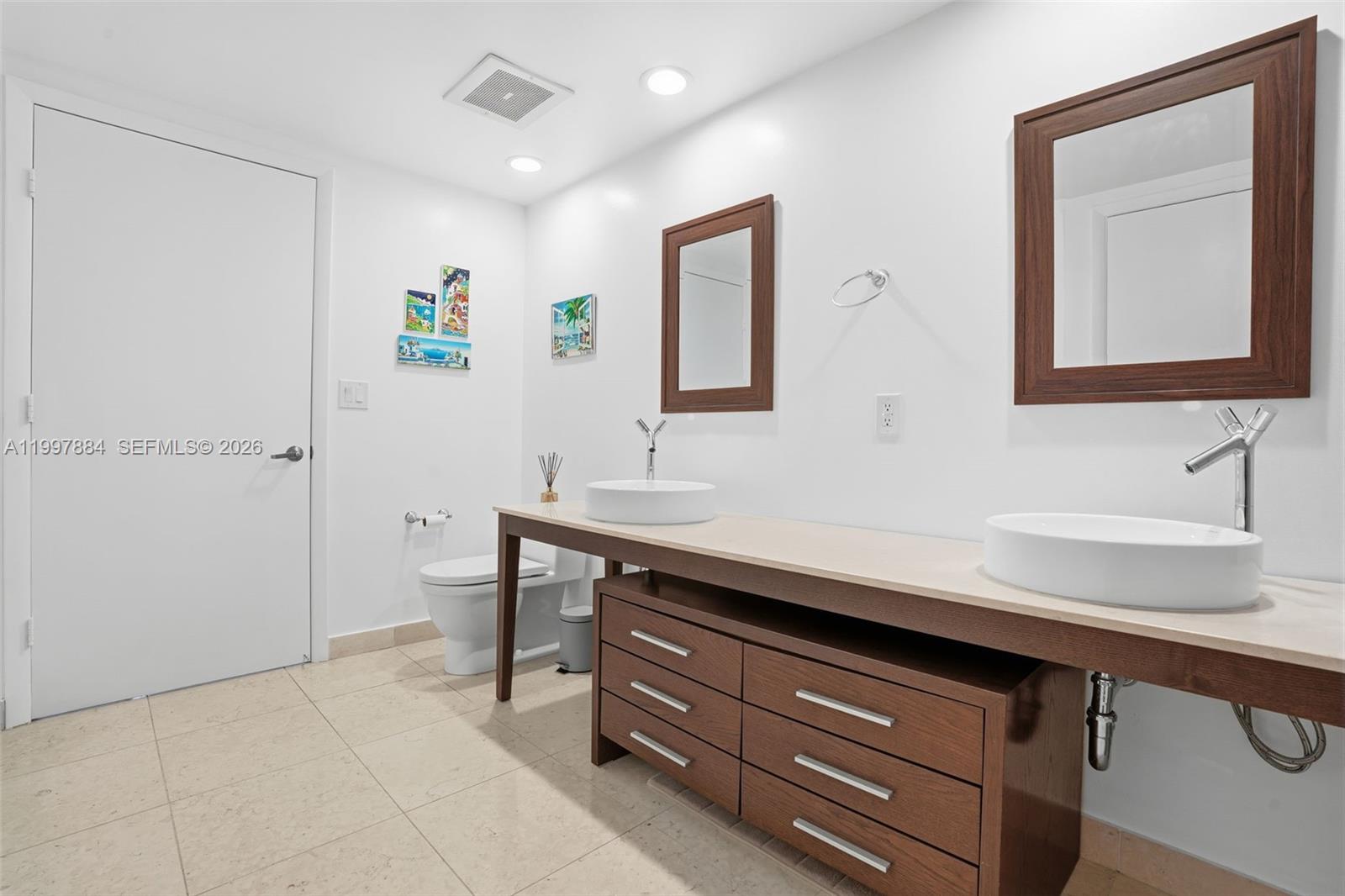 ICON BRICKELL NO TWO - Residential Lease