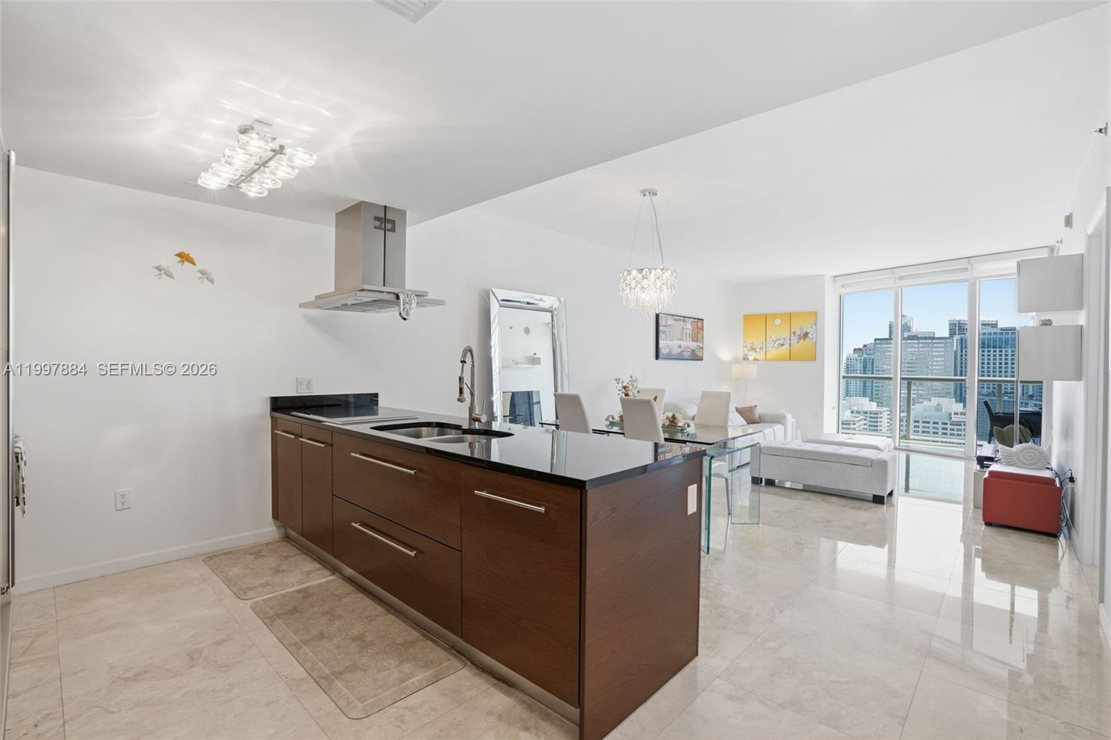 495 Brickell Ave 2807