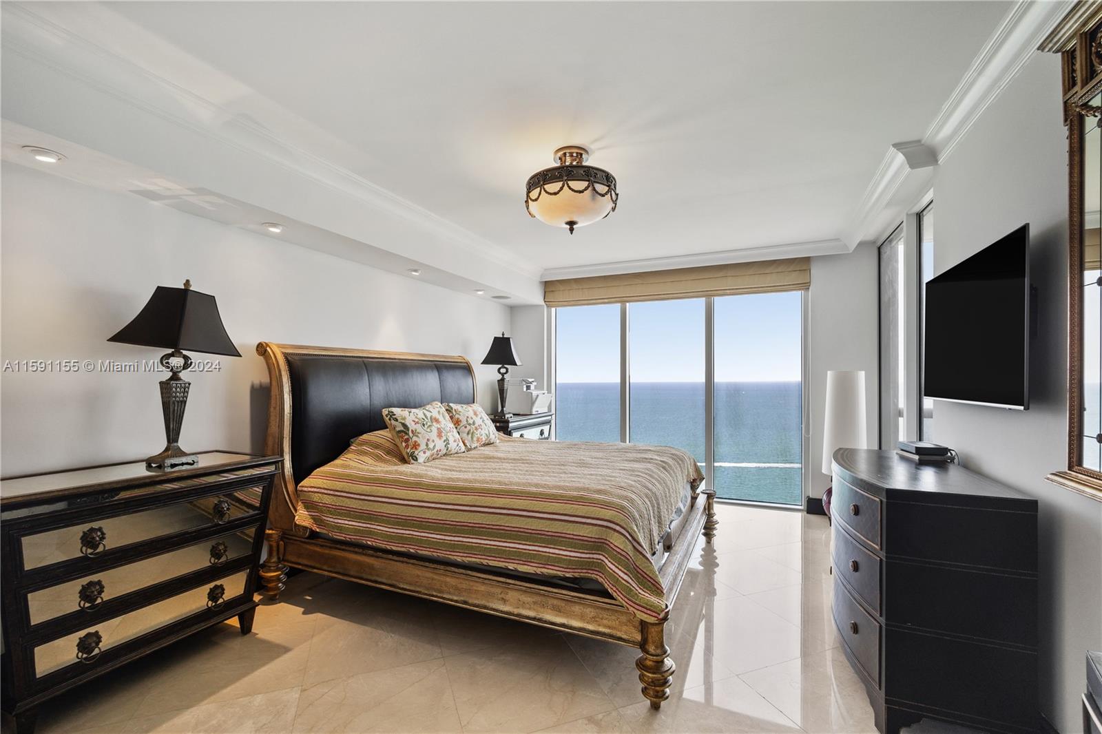 BEACH CLUB CONDO 1 - Residential