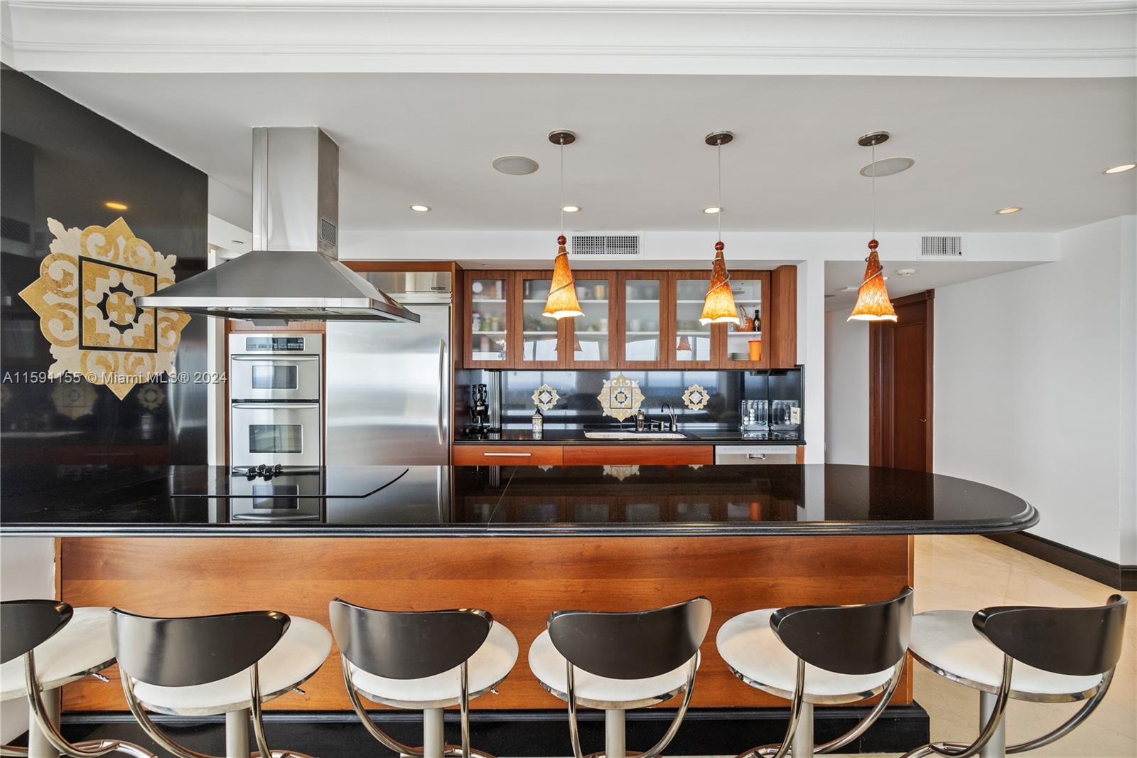 BEACH CLUB CONDO 1 - Residential