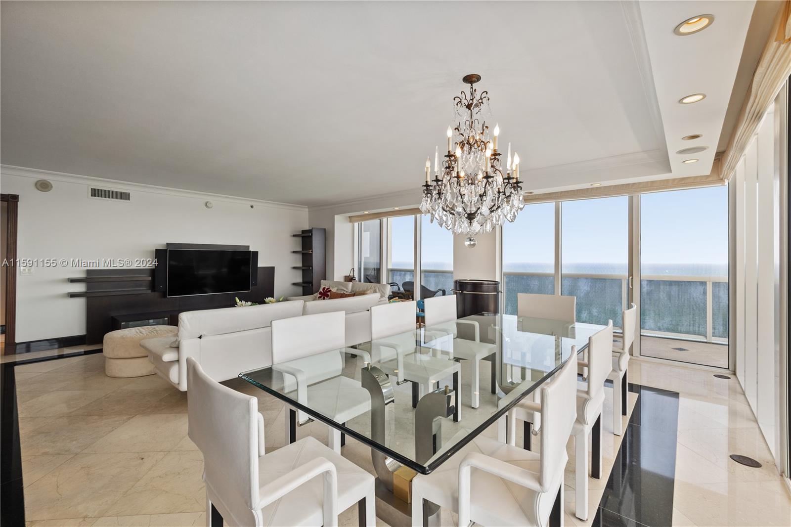 BEACH CLUB CONDO 1 - Residential