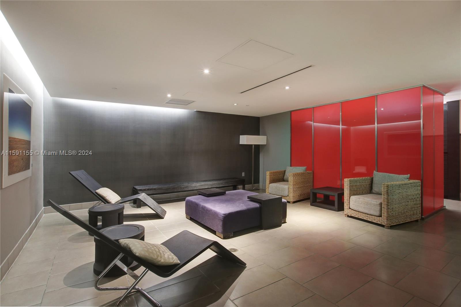 BEACH CLUB CONDO 1 - Residential