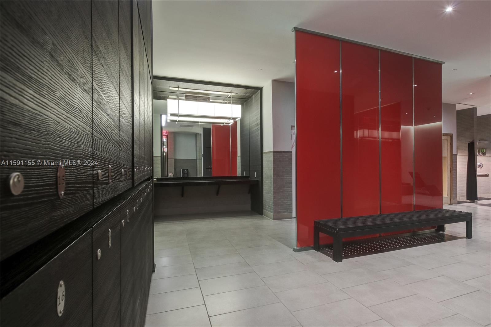 BEACH CLUB CONDO 1 - Residential