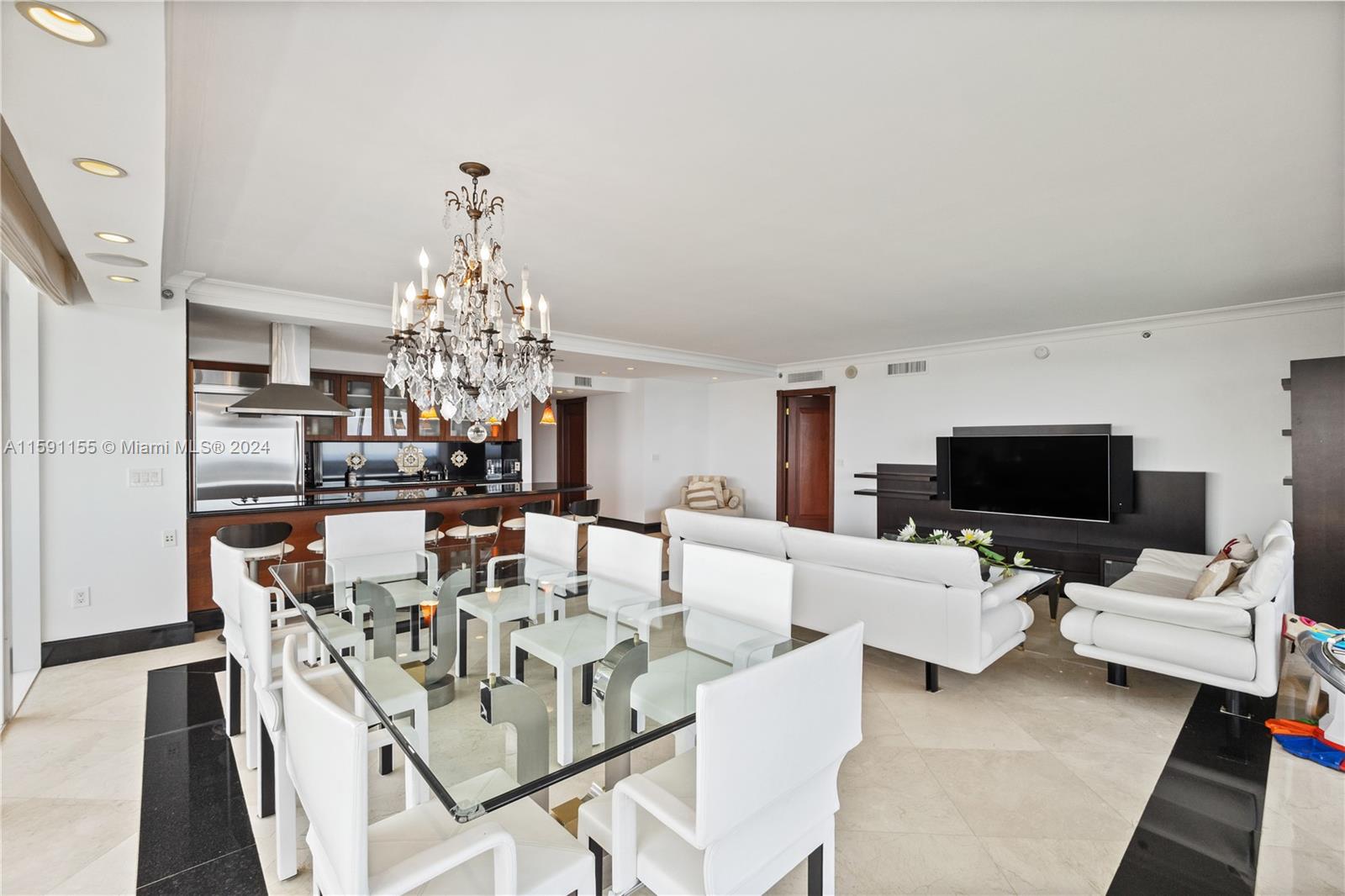 BEACH CLUB CONDO 1 - Residential